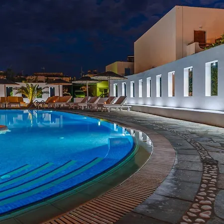 Benois Hotel 4*