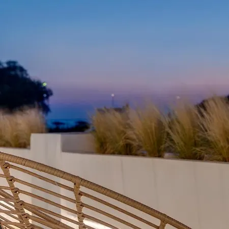 Benois Hotel 4*