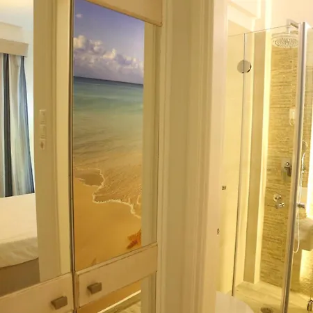 Hotel Benois 4*