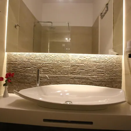 Hotel Benois